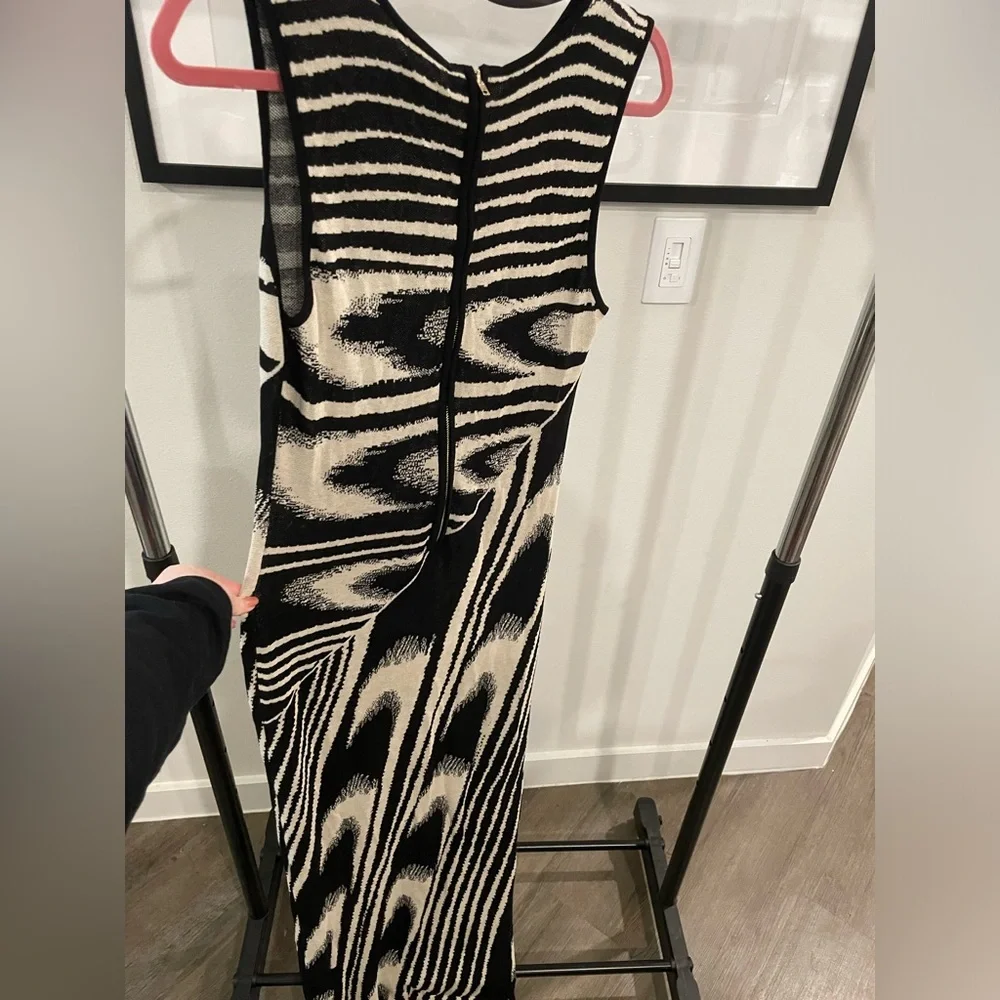 Fashion Nova Black and Cream Maxi Dress - Picture 7 of 9